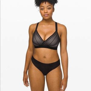 Lulu lemon sports bra